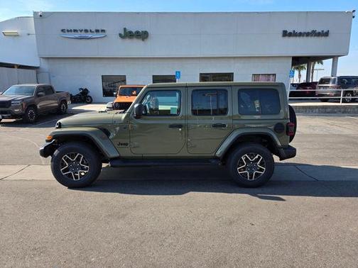 2026 Jeep Wrangler 4-Door Sahara 4x4