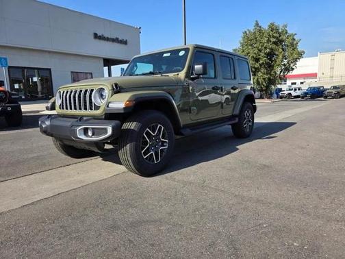 2026 Jeep Wrangler 4-Door Sahara 4x4