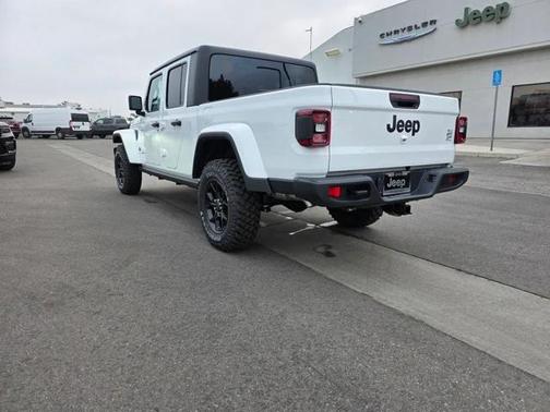 2026 Jeep Gladiator Willys 4x4