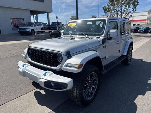 Silver Zynith Clearcoat 2024 Jeep Wrangler 4xe High Altitude