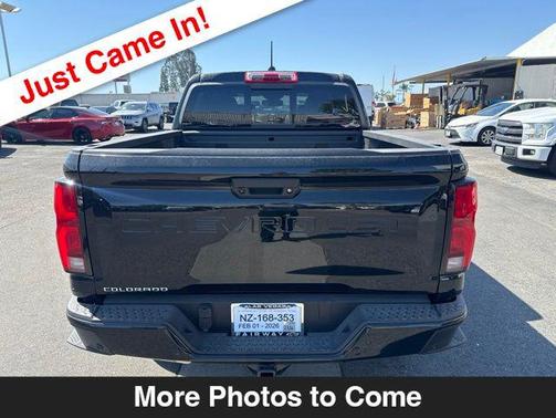 Black 2025 Chevrolet Colorado LT