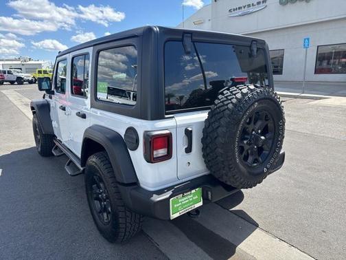 2020 Jeep Wrangler Unlimited Willys 4X4