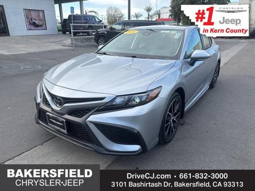 2024 Toyota Camry SE