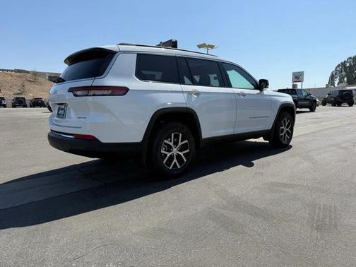2025 Jeep Grand Cherokee Limited X