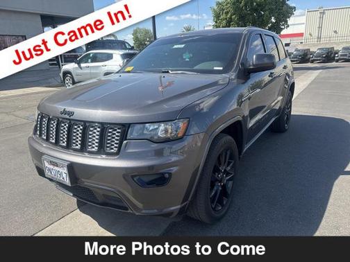 2018 Jeep Grand Cherokee Altitude