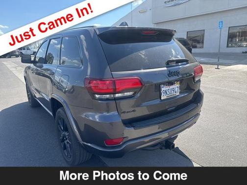 2018 Jeep Grand Cherokee Altitude