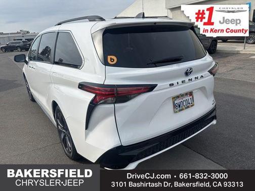 2021 Toyota Sienna XSE 7 Passenger