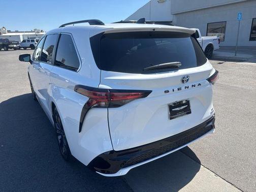 Super White 2021 Toyota Sienna XSE 7 Passenger