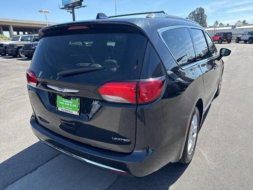 2020 Chrysler Pacifica Limited