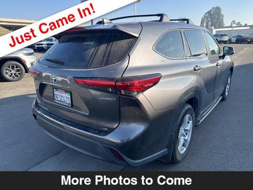 2023 Toyota Highlander Hybrid LE