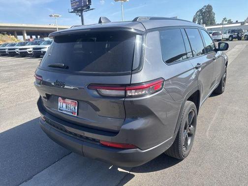 2023 Jeep Grand Cherokee L Altitude