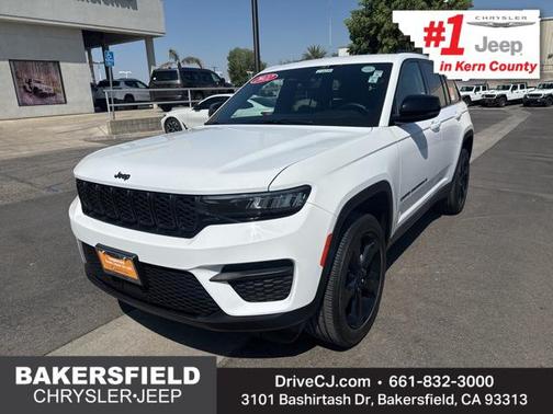 2022 Jeep Grand Cherokee Altitude
