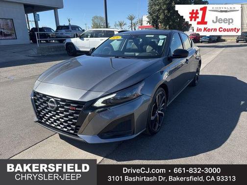 2024 Nissan Altima SR FWD