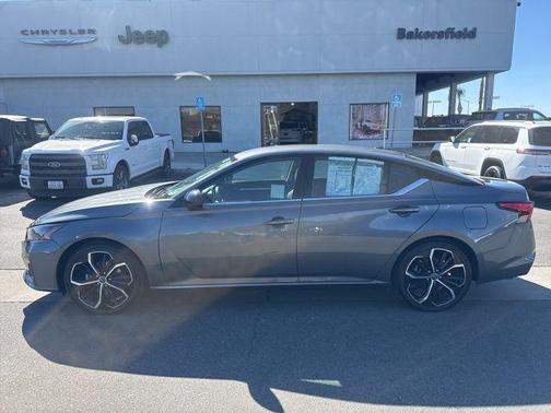 2024 Nissan Altima SR FWD