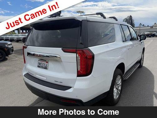 2024 GMC Yukon XL SLE