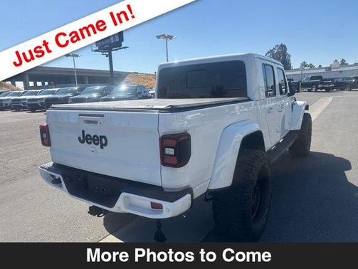 Bright White Clearcoat 2021 Jeep Gladiator High Altitude 4x4
