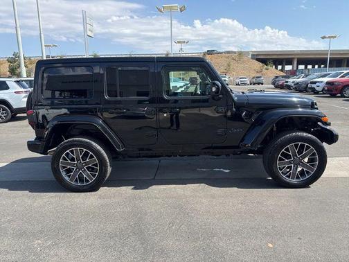 2022 Jeep Wrangler Unlimited 4xe Sahara High Altitude