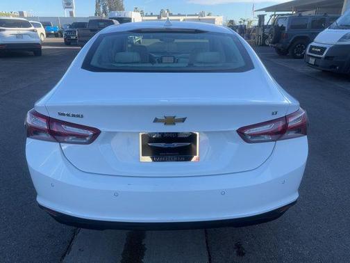 2024 Chevrolet Malibu FWD 2LT