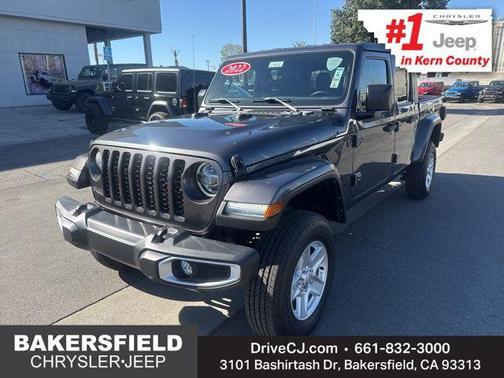 2022 Jeep Gladiator Sport S