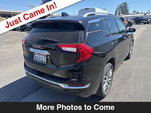 2023 GMC Terrain Denali