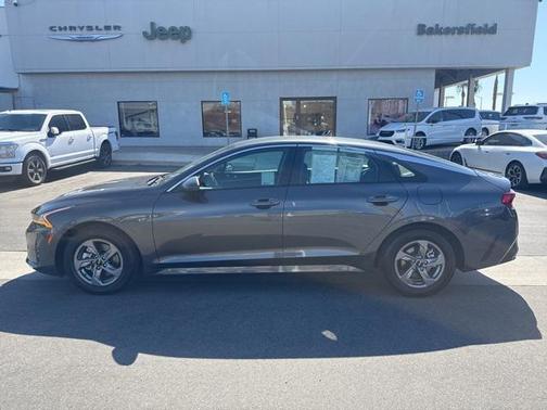 2023 Kia K5 LXS