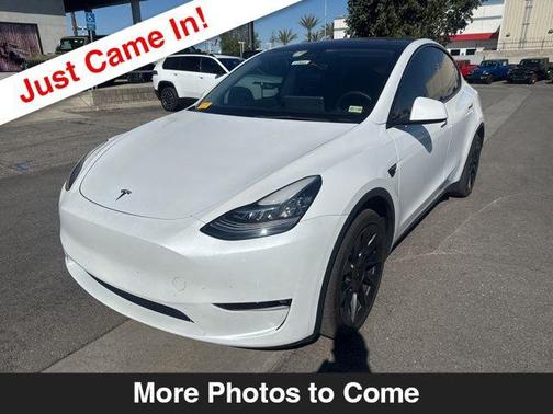 2022 Tesla Model Y Long Range Dual Motor All-Wheel Drive