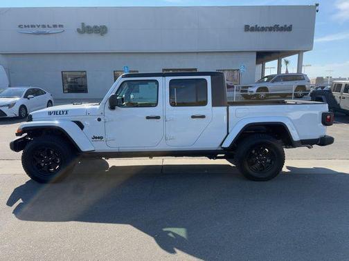 2023 Jeep Gladiator Willys 4x4
