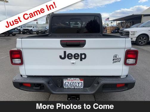 2023 Jeep Gladiator Willys 4x4