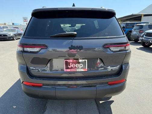 2025 Jeep Grand Cherokee Altitude