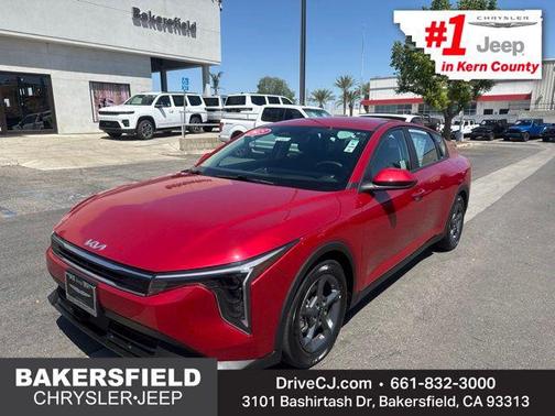 Currant Red 2025 Kia K4 LXS