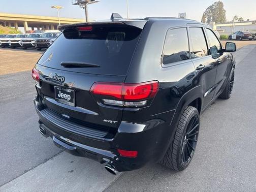 2017 Jeep Grand Cherokee SRT