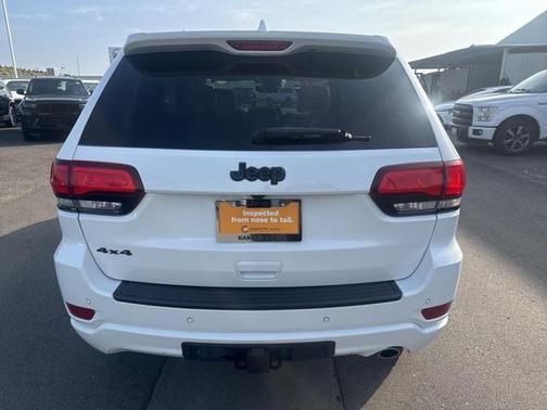 2022 Jeep Grand Cherokee Laredo