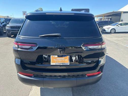 Diamond Black 2023 Jeep Grand Cherokee L Altitude