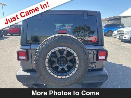 Granite Crystal Metallic Clearcoat 2022 Jeep Wrangler Unlimited Sport