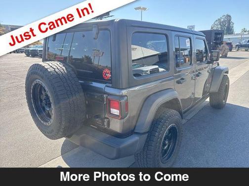 Granite Crystal Metallic Clearcoat 2022 Jeep Wrangler Unlimited Sport