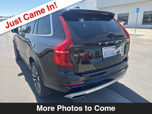 2021 Volvo XC90 T5 Momentum