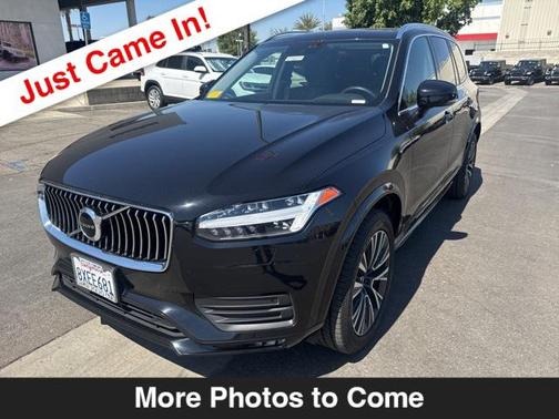 2021 Volvo XC90 T5 Momentum