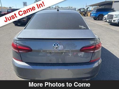 Platinum Gray Metallic 2021 Volkswagen Passat 2.0T R-Line