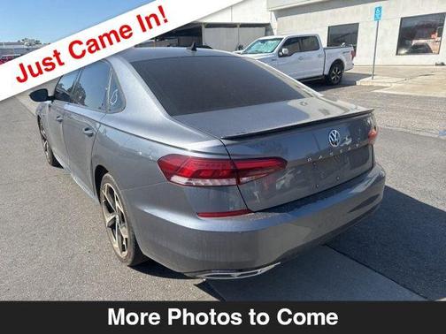 Platinum Gray Metallic 2021 Volkswagen Passat 2.0T R-Line