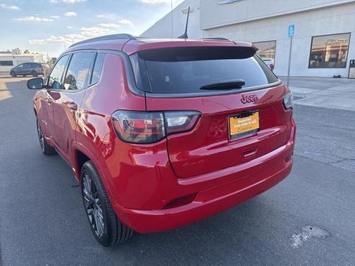 2022 Jeep Compass (RED) Edition 4x4
