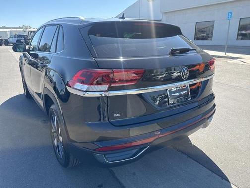 2023 Volkswagen Atlas Cross Sport 2.0T SE