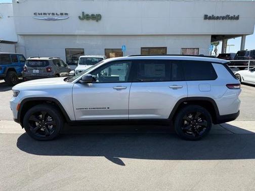 2025 Jeep Grand Cherokee Altitude