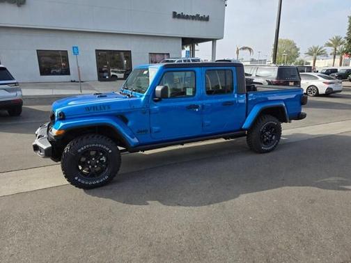 2026 Jeep Gladiator Willys 4x4