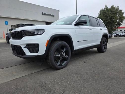 2025 Jeep Grand Cherokee Altitude