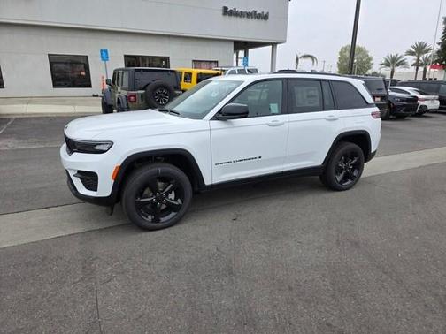 2025 Jeep Grand Cherokee Altitude