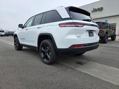 2025 Jeep Grand Cherokee Altitude