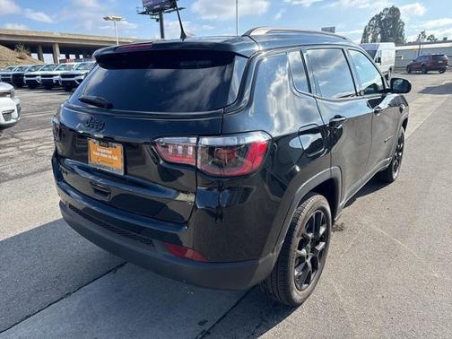 2023 Jeep Compass Latitude