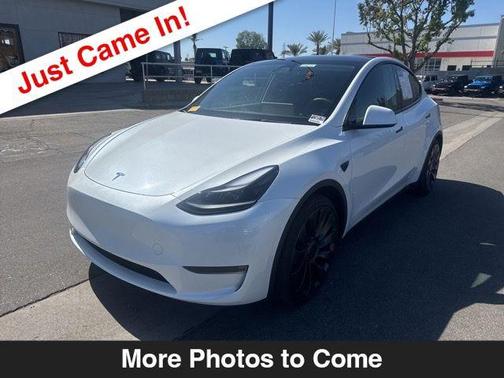 Pearl White Multi-Coat 2024 Tesla Model Y Performance Dual Motor All-Wheel Drive