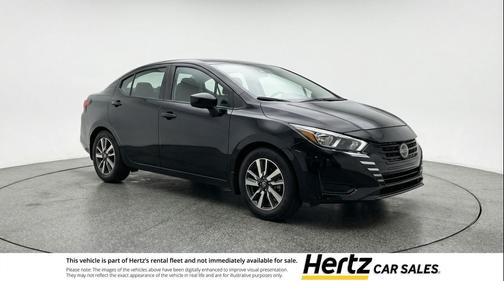 Super Black 2025 Nissan Versa 1.6 SV