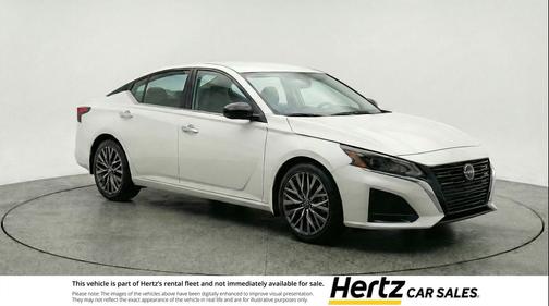 Glacier White 2025 Nissan Altima SV FWD